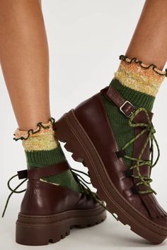 Winter Shoes 2024, Funky Shoes, Shoe Inspo, Free People Shoes, Swag Shoes, Trail Mix, Chunky Platform, Boho Clothing, Sock Shoes