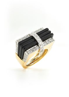 Classic Black Baguette Cut Rings, Formal Black Baguette Cut Rings, Black Baguette Cut Ring For Formal Occasions, Elegant Evening Diamond Ring With Gemstone, Elegant Black Baguette Cut Ring, Luxury Evening Rings With Gemstone, Elegant Yellow Gold Rings With Black Diamonds, Elegant Yellow Gold Diamond Ring With Black Diamonds, Elegant Black Diamond Ring For Evening