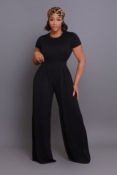 Fitted Black T-shirt For Loungewear, Palazzo Pants, Boutique Clothing, Pants Set, Spandex, Boutique, Pants, How To Wear, T Shirt