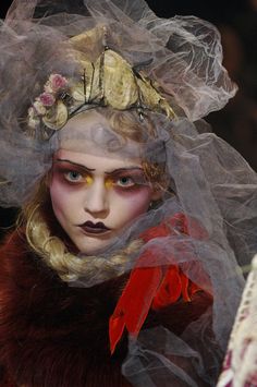 Sasha Pivovarova, Avant Garde Makeup, Fairytale Photography, Runway Pictures, Maquillaje De Ojos, Fashion Makeup