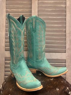 Cowgirl Boots For Women, Turquoise Cowgirl, Blue Cowboy Boots, Lane Boots, Western Store, Starburst Pattern, Country Boy, Cowgirl Boot, The Lane