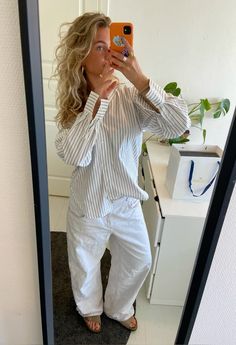 #skandinavienoutfit #sommeroutfit #dansksommer #summeroutfit Wallabees Outfit, Fashion Brenda, Nye Outfits, Copenhagen Style, Autumn Outfit