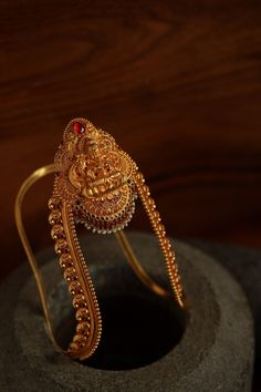 Pradanam Ring Designs, Swarna Jewellers, Vanki Designs Jewellery, South Jewellery, Maharashtrian Jewellery, Calligraphy Wallpaper, Silver Bracelet Designs, Wedding Jewelry Sets Bridal Jewellery, Arm Bracelet