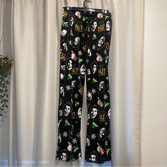 Elf Print Pajama Pants. Great For Holidays! Super Soft. Size Medium Gymshark Joggers, Mens Christmas Pajamas, Elf Pajamas, Under Armour Sweatpants, Matching Family Christmas Pajamas, Track Pants Mens, Adidas Sweats, Athletic Sweatpants, Nike Sweats