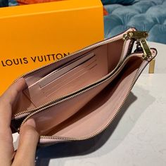 Description L.V Pochette Double Zip Damier Ebene Canvas Rose Ballerine Pink For Women, Women’s Bags, Shoulder And Crossbody Bags 7.9in/21cm LV N60254 Rep 1:1 Size: 7.9 x 4.9 x 1.2 inches/ 21 x 13 x 1.5 cm (Length x Width x Height) The Pochette Double Zip is fashioned from Damier Ebene canvas with pink trim and a printed LV signature. This versatile pouch features two zipped pockets and a central open pocket for direct access to essentials. It’s a comfortable pouch whether carried by hand or on the shoulder. Rose Ballerine Pink Damier Ebene coated canvas Microfiber lining Gold-color hardware 2 zipped pockets In-between flat pocket Inside flat pocket with 2 card slots Chain:Removable Includes box, dust bag. This product is of the best quality. Baby Tote Bag, Lv Pochette, Pink Trim, Louis Vuitton Pochette, Burberry Shoes, Damier Ebene, Evening Clutch Bag, Tote Backpack, Kids Bags