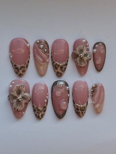 Handmade leopard print press on nails with 3d painted flowers🐆🌸 Easy application and can be reused multiple times. Cheetah Print Press On Nails, Nails Acrylic Lepord Print, Burgundy Animal Print Nails, Green Art Nails, Matte Cheetah Print Nails, 3d Leopard Nails, Dark Red Leopard Print Nails, Square Junk Nails, Vintage Fall Nails