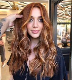 Copper Blonde Balayage Brunettes, Burning Money, Rambut Brunette, Hair Portfolio, Red Blonde Hair, Natural Red Hair, Money Piece, Stunning Hairstyles