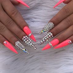 Pink Gel Nails, Stiletto Nail Art, Pink Gel, Gel Nail Colors, Nail Swag, Bling Nails, Pretty Acrylic Nails