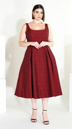 Red Dress Plus Size, Midi Dress Wedding, Square Neck Midi Dress, Paint The Town Red, Plus Size Workwear, Dresses Date Night, Denim Short Dresses, Date Dresses, Golden Earrings