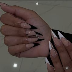 Long Nail Black Designs, White Design Acrylics, One Hand Black One Hand White Nail Ideas, Black And White Stiletto Nails Design, Black Nails Ideas Stiletto, Black Nail Sets Almond, Black And White Nails Stiletto, Black And White Almond Nails Design, Black Elegant Nails Classy