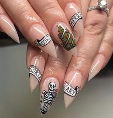 Nail art by Hand it to Heather in Scranton PA Anti Christmas Nails, Emo Christmas Nails, Grunge Christmas Nails, Metalhead Nails, Goth Christmas Nails, Cute November Nails, Nails Emo, Emo Nails, Winter Nails Christmas