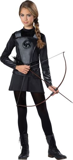 Girls Warrior Huntress Costume - Party City Huntress Costume, Hunger Games Costume, Halloween Unique, Black Halloween Dress, Masks Diy, Games Diy, Halloween Recipe