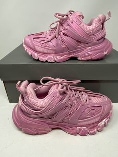 Pink Balenciaga Track, Balenciaga Track Black, Balenciaga Track Sneaker, Balenciaga Track Sneakers, Pink Balenciaga, Track Sneakers, Style Balenciaga, Bday List, Pretty Shoes Sneakers