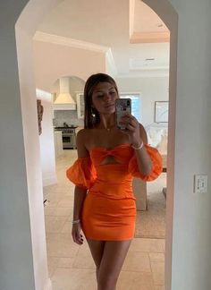 Contact+us:+lisamony@outlook.com Please+left+message+what+color+you+need+when+you+order+it.Besides+the+picture+color,+you+can+also+choose+any+color+you+want. Sexy+Off+Shoulder+Orange+Short+Homecoming+Dresses Processing+time:+12-21+business+days Shipping+Time:+3-5+business+days "Fabric:... Homecoming Dresses Bodycon, Orange Homecoming Dresses, Mini Prom Dresses, Mini Homecoming Dresses, Mode Zara, Dress Homecoming, Looks Party, Short Prom Dress, Short Prom