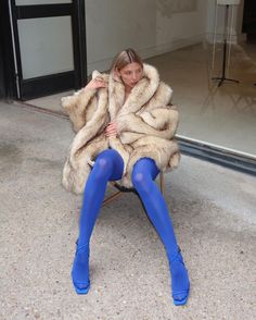 Fur Coat Editorial, Blue Socks Outfit, Thrift Style, Fur Coat Outfit, Blue Tights, Faux Fur Collar