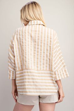 Textured Collar Oversize Shirt 64% Polyester 36% Rayon Chic Oversized Striped Top, Oversized Blouse For Vacation In Fall, Oversized Blouse For Fall Vacation, Oversized Striped Collared Blouse, Spring Striped Relaxed Fit Blouse, Oversized Tops For Spring Daywear, Spring Striped Tops With Shirttail Hem, Oversized Tops For Beach In Spring, Chic Oversized Top With Rolled Sleeves