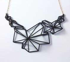 3-D printed ANDROMEDA NECKLACE, BLACK / Summerized by Summer Powell.Join the 3D Printing Conversation: http://www.fuelyourproductdesign.com/ Lasercut Jewellery, Lasercut Ideas, 3d Printed Necklace, Bracelet Cartier, Creative Accessories, Jewelry Advice