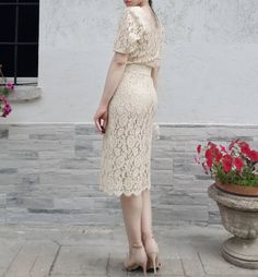 Vintage 60s cream cotton lace tailored dress. Not lined, needs a slip or suitable underwear. Coordinated belt with bow and long ribbons. Beautiful cut, a really graceful dress, perfect for a bride to be. Excellent vintage conditions. Best for for size S and XS. Model's size 6 UK, h 163 cm. Elegant Beige Lace Dress With Delicate Details, Elegant Beige Lace Dress With Delicate Lace, Elegant Beige Lace Dress With Scalloped Details, Elegant Beige Lace Dress For Garden Party, Elegant Beige Lace Dress With Scalloped Lace, Feminine Beige Lace Patchwork Dress, Feminine Beige Lace Dress With Delicate Details, Elegant Beige Scalloped Lace Dress, Feminine Delicate Lace Beige Dress