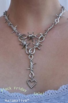 This Love Heart Thorns Vintage Necklace is a fun, energetic statement piece. With its clever vintage design, this jewelry will make you stand out. Goth Necklace, The Hollow, Hollow Heart, Mens Jewelry Necklace, Punk Jewelry, Wire Necklace, Barbed Wire, Friday Sale, Shiny Silver