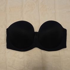 Thirdlove Black Strapless Bra, Never Worn Black Padded Strapless Bra, Padded Black Bandeau Bra, Black Padded Bandeau Bra, Black Strapless Padded Bra, Black Seamless Bandeau Bra, Black Strapless Stretch Bra, Black Stretch Strapless Bra, Black Seamless Bandeau Intimate, Black Bra