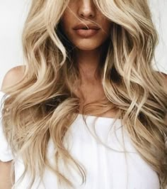 Sunflower Blonde Hair, Sunflower Blonde, Blonde Blowout, Beachy Blonde Hair, Long Blonde Curls, Curled Blonde Hair, Blonde Curls, Brown Blonde Hair, Long Blonde