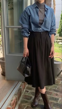 French Winter Fashion, Smart Casual Women Outfits, Smart Casual Women, Muslim Outfits Casual, Muslim Outfits, Modest Fashion Outfits, 가을 패션, Looks Vintage, Modern Fashion