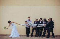 Silly Wedding, Bridesmaid Photoshoot, Bridesmaid Funny, Wedding Photography Bride, Pose Fotografi