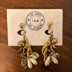 New! Liz Soto Los Angeles Cherub Earrings. Cherub Aesthetic Clothes, Ornate Vintage Charm Earrings As Gift, Victorian Gold Earrings With Vintage Charm, Angel Hoop Earrings, Cherub Earrings, Earrings Color, Fast Delivery, Angeles, Women Jewelry