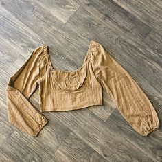 Wild Fable Brand Size Large Never Worn Cotton Crop Top For Day Out In Fall, Cotton Crop Top For Fall Day Out, Long Sleeve Brown Crop Top For Spring, Brown Cotton Top For Brunch, Brown Cotton Tops For Brunch, Cropped Long Sleeve Top, Cropped Long Sleeve, Wild Fable, Long Sleeve Top