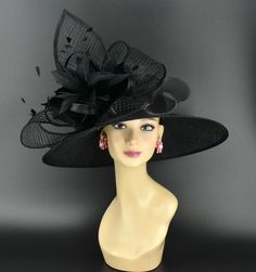 ✿*.Key Features.*✿ This is a wide-brim hat featuring a matching sinamay bow and crin bow, elegantly adorned with a feather flower accent, very beautiful. Great for Kentucky derby, weddings, church, Easter, Royal Ascot, horse races, cocktails, tea party, or any hat wearing occasion. Hat base size: From front to back: 17.75" (45cm) From left to right: 19" (48cm) Wide brim Appr: 5.12~6.5" Head girth: 22.5" (57cm) , adjustable string inside to make smaller to fit your head. If you want other colors in this style, just search the same item code in my store, you will find them. ✿*.Tip.*✿ ❣️If you want a customized piece, please follow the instructions below: 🔹Present style of hat or fascinator you would like from the store, with additional photos of your outfit and any other details you'd like Black Mini Hat With Curved Brim For Wedding, Black High Crown Hat For Races, Black Hat With Curved Brim For Royal Ascot, Black Curved Brim Hat For Royal Ascot, Black High Crown Costume Hats And Headpieces For Wedding, Elegant Black Wide Brim Costume Hats And Headpieces, Black High Crown Costume Hat For Wedding, Elegant Black Wide Brim Costume Hat, Black Brimmed Hats For Royal Ascot