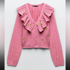 Nwt Zara Ruffle Floral Long Sleeve Pink Knit Pink Ruffled Cardigan For Spring, Pink Casual Cardigan With Ruffles, Casual Pink Ruffled Cardigan, Pink Ruffled Cardigan For Fall, Casual Pink Cardigan With Ruffles, Spring Trendy Ruffled Cardigan, Trendy Ruffled Spring Cardigan, Feminine Knitted Sweater For Spring, Chic Ruffled Spring Cardigan