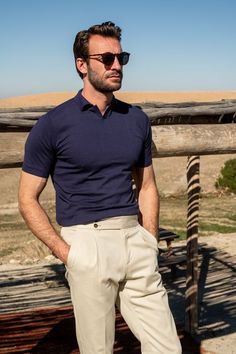 Men's summer outfits with polo 23 ideas: Boost your style with timeless elegance - mens-club.online Italian Mens Fashion, Polo Shirt Outfits, Italy Outfits, Italian Men, Old Money Style, Mens Fashion Classy, Men Fashion Casual Outfits, Summer Outfits Men, Gentleman Style