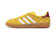 Yellow Adidas Shoes, Adidas Shoes Gazelle, Adidas Og, Adidas Gazelle Indoor, Yellow Adidas, Sneakers Box, Kobe Shoes, Indoor Soccer, Basic Hoodie