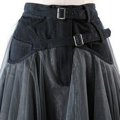 Full Of Character Tulle Skirt With Attached Cotton Waist Treatment, Side Pockets, Zip Front And Attached Belts. Tuck In A Seamless Knit Top And Add A Leather Moto And Go Out In Style! Crow Core, Layered Tulle Skirt, Leather Denim, Edgy Look, Vintage Elegant, Maxi Dress With Sleeves, Skirt Pattern, Style Vintage, Denim Skirt