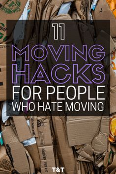 Moving can be a pain but these moving tips and hacks make it a little bit easier. Learn tips for packing and organization so that your move can go as smoothly as possible. Whether you're moving to a new state or down the street, you'll want to use these tips. #moving #packing #packingtips Easy Meals While Moving, How To Move House Easily, Moving Hacks And Shortcuts, Packing Tips Moving, Moving To A New State, Moving House Packing