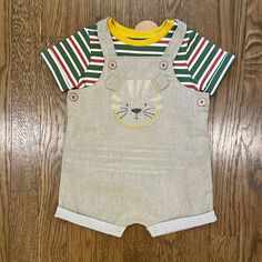 Nwt Mud Pie 6-9mo Overall Set With Teeshirt. Smoke/Per Free Home. Boy Monkey, Santa Applique, Kids Mud, Chambray Romper, Geometric Dress, Boys Romper, Rainbow Kids, Bubble Romper, One Piece Outfit