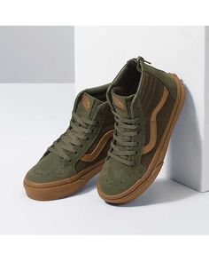 Sk8-Hi Zip Shoe Casual Mens Sneakers, Mens Going Out Shoes, Mens Vintage Shoes, Neutral Sneakers Men, Mens Shoes Fashion, Country Boy Shoes, Vans Sk8 Hi Outfit Guys, Cool Shoes Men, Green Shoes Aesthetic