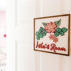 Florals with Name: 3D Sign - Paisley Grace Makery 3d Signs, Floral Signs, Bedroom Door, Bedroom Doors, Gift Product, Diy Kit, Diy Kits, Gallery Wall, Tapestry