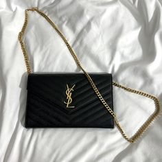 In Excellent Condition! Authentic. Does Not Come With Any Box Or Bags Unfortunately. Hoco Purses, Cute Black Purse, Ysl Purses, Ysl Black Bag, Black And Gold Office, Ysl Wallet On Chain, Bags Ysl, Ysl Purse, Saint Laurent Purse