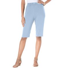 These longer-length shorts are a seasonal must-have made with a relaxed fit that's perfect for everyday wear. Plus Size Soft, Effortless Outfit, Bermuda Short, Current Fashion, Swimsuits For All, Current Fashion Trends, Plus Size Shorts, Petite Women, Womens Size Chart