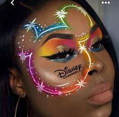 Fun Makeup Eye Looks, Fun Bright Makeup Looks, Makeup Competition Ideas, Crazy Make Up Ideas, Makeup Ideas Crazy Creative, Creative Face Paint Makeup Looks, Cool Make Up Looks, Make Up Artistique, Cool Eyeshadow Looks Creative