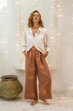 SUMMER Pants - clay linen Clay Pants Outfit, Mystic Archetype, 2024 Wardrobe, Shirt Dress Summer, Summer Closet, Beachwear Fashion, Summer Pants, Linen Set, The Seaside