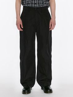 This is a trendy and minimal pants by Millo Archive that is made out of high quality and sturdy material. With distinctive mood of the design and comfortable wear, you can style it for your casual daily outfit.- Relaxed silhouette- Metal cantons detail- Thickness suitable for all four seasons Techwear Straight Leg Parachute Pants, Black Straight Work Pants For Streetwear, Cotton Wide Leg Techwear Pants, Techwear Style Wide Leg Cotton Pants, Cotton Wide Leg Pants In Techwear Style, Wide Leg Cotton Pants In Techwear Style, Techwear Tapered Leg Pants For Work, Black Straight Work Pants, Urban Black Wide Leg Work Pants