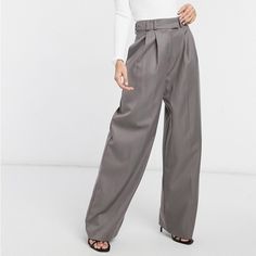 Topshop Tailored Pleated Pants In Mocha Size 10 Never Worn - New With Tags Chic Gray Pants For Workwear, Chic Gray Pants For Work, Chic Gray Pants, Chic Gray High-waisted Wide Leg Pants, Chic Tailored Gray Pants, Chic Gray Dress Pants For Workwear, Chic Gray Wide Leg Pants For Work, Gray High Waist Pants For Work, Gray Wide Leg Pants With Belt Loops For Work