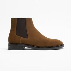 Nwt. Zara Man Brown Split Suede Leather Ankle Chelsea Boots With A Split Suede Finish. Featuring Matching Elastic Gores On Both Sides And A Pull Tab At The Back For Slipping On With Ease. Rounded Toes. Contrast Topstitching Detail On The Welt. Contrast Rubberised Soles. Size 6. Ref. 2018/021. Sh 14 Faux Leather Chelsea Boots For Work, Suede Chelsea Boots With Leather Sole For Work, Casual Chelsea Boots With Almond Toe For Business, Brown Chelsea Boots With Suede Lining, Brown Slip-on Chelsea Boots For Work, Business Winter Chelsea Boots With Almond Toe, Medium Width Chelsea Boots For Winter Workwear, Winter Business Chelsea Boots In Suede, Winter Business Suede Chelsea Boots