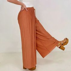 Ginger Pleated Elastic Drawstring Waist Palazzo Pants One Size. Unlined. New Without Tags, No Flaws. Measurements Are Approximate: Waist 12 1/2” Rise 13” Inseam 23” Thank You For Visiting My Shop. Item Id: F Summer Wide Leg Stretch Pants With Drawstring, Spring Stretch Wide Leg Pants With Drawstring, Drawstring Long Pants For Day Out, Drawstring Bottoms For Day Out, Drawstring Trousers For Day Out, Brown Wide Leg Pants With Drawstring, Non-stretch Wide-leg Pants With Drawstring, Wide Leg Drawstring Bottoms For Day Out, Palazzo Pants