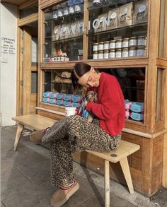 Loose Trousers Women, Leopard Trousers, Leopard Print Outfits, Leopard Jeans, Leopard Print Pants, Leopard Pants, Women Cargo Pants, Vintage Leopard, Printed Trousers