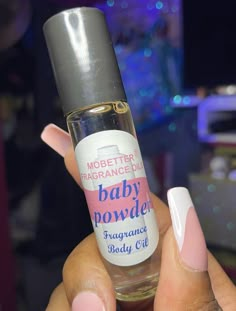 How To Smell Like Baby Powder, How To Smell Like A Baby, Baby Oil Uses, Body Oil Perfume, Powder Perfume, Hygiene Self Care, Scent Perfume, Serious Skin Care