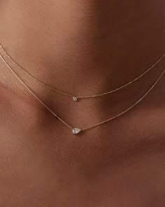 Necklaces Elegant Classy, Pretty Dainty Jewelry, Good Dainty Necklace, Fine Chain Necklace, Pear Cut Diamond Necklace, Dainty Necklace Gold Minimalist Jewelry, Pear Necklace Aesthetic, Fine Jewelry Aesthetic, Simple Cute Jewelry