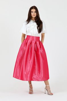 Pink Taffeta Skirt, Skirt With Pockets, Skirt for Women, Classic Skirt, Ball Gown Skirt, Formal Skirt, Wedding Skirt. Taffeta skirt with sash included. Skirt has a pockets. Taffeta skirt makes a classical elegant look. This skirt is perfect for any occasion.  Waistline can be made wider or more narrow. Skirt can be made longer or shorter. You can choose length from 70-155cm (27-45 inches). More skirts you can see here:  https://www.etsy.com/shop/DesirCouture?ref=seller-platform-mcnav&section_id= Cocktail Skirts, Taffeta Skirt, Ball Skirt, Gown Skirt, Evening Skirts, Wedding Skirt, Classic Skirts, Rock Rock, Formal Skirt